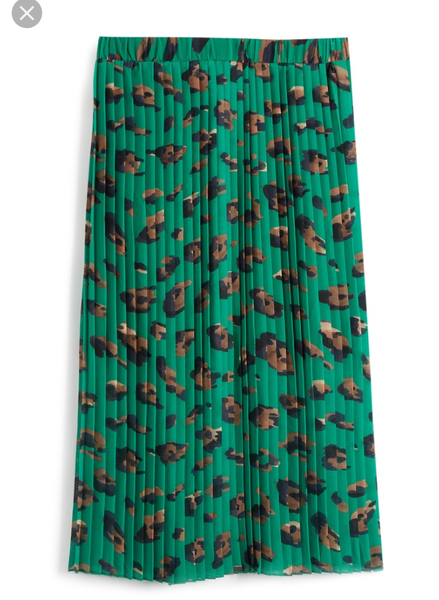 To think this skirt is appropriate for job interview?