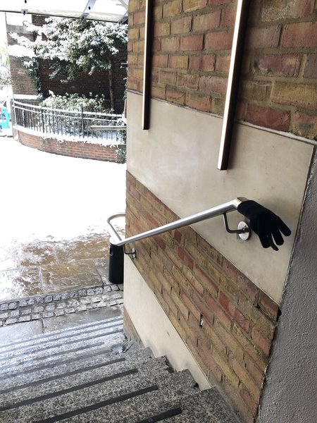 Please share your funny memes or pictures.