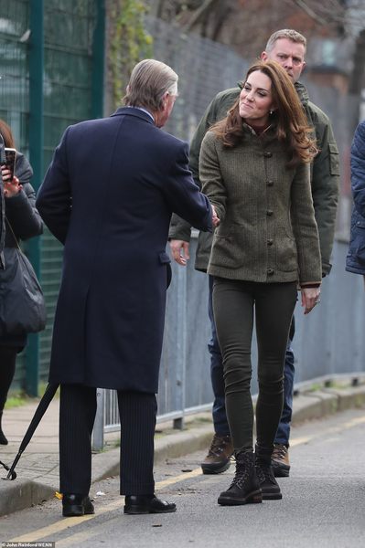 Royal style & gossip: while Meghan's away, will Kate play?