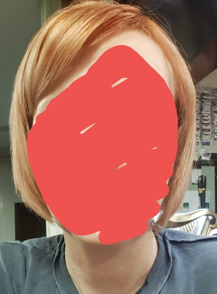 Hairstyle looks like a mushroom!