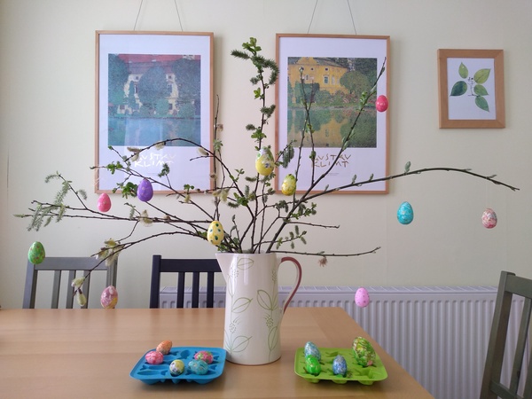 When do you put your Easter decks up ?