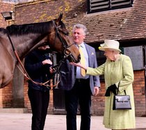 Royal style & gossip: while Meghan's away, will Kate play?