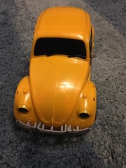 Does anyone else own this bastarding transformer toy?!