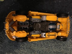 Does anyone else own this bastarding transformer toy?!