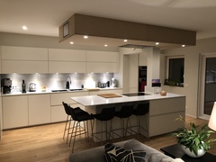 Please show me your lovely kitchens so I can get some inspiration??!!