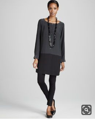 Is it acceptable to wear leggings under a dress?