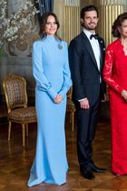 Royal style & gossip: while Meghan's away, will Kate play?