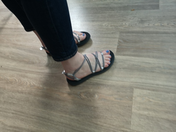 Les Parisiennes des Mamansnet: See life in pink, but do not wear it!