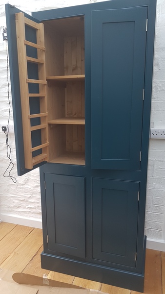 Please please help me bring my kitchen colour scheme together. I have messed up...