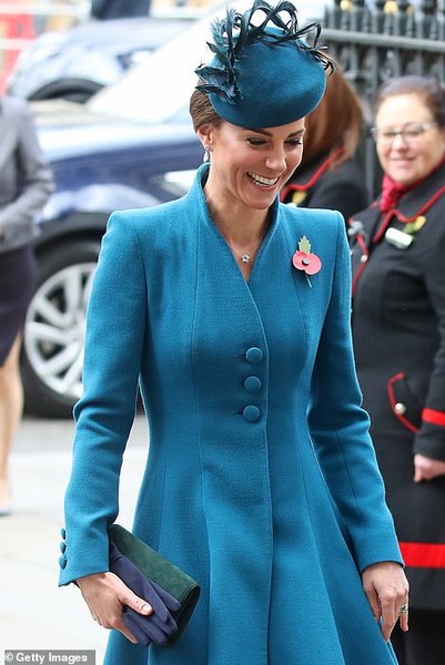 Royal style & gossip: advance Baby Sussex!