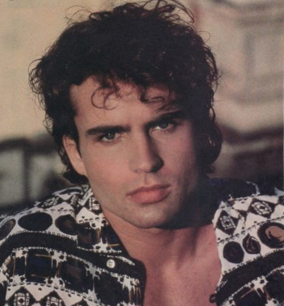 Can we have a thread of phwoar?!