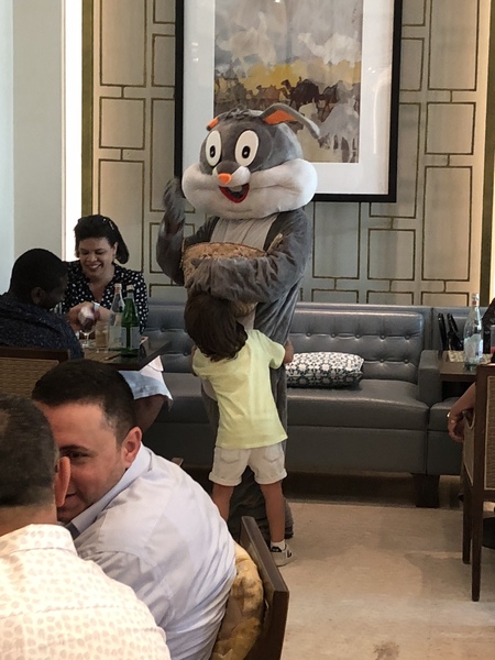 #102: Fatted calf is off the menu - will the Easter Bunny save Lower Loxley's bacon, or will there be egg on Russ's face? Will Tom's sausage business get the chop? Join us here to discuss The Archers!