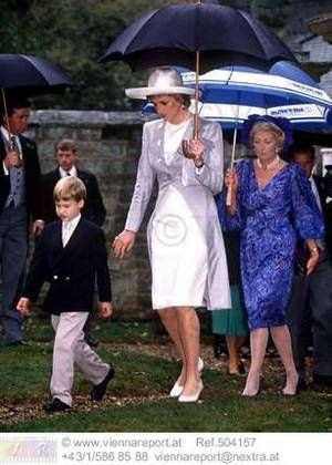 Royal style & gossip: don't be fooled by the rocks that they've got, they're still Katie/Leti/Maxi from the block