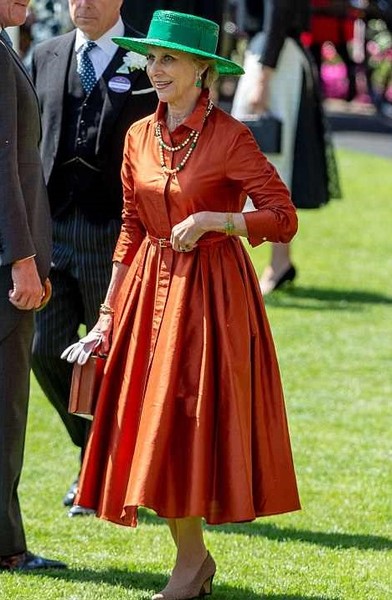 Royal style & gossip: advance Baby Sussex!