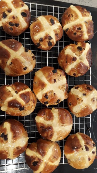 Best hot cross buns the 2019 edition