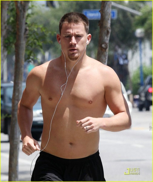Can we have a thread of phwoar?!