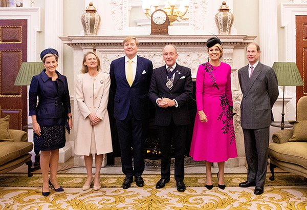Royal style & gossip: hairbands and birth plans