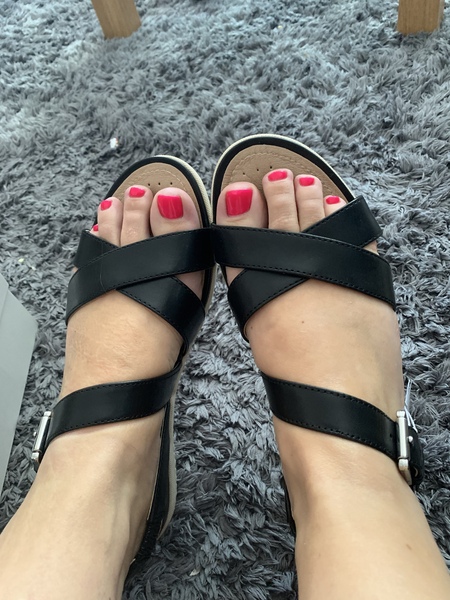 Let's see your non hideous sandals then!