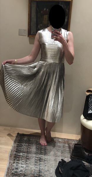 Les Parisiennes des Mamansnet: See life in pink, but do not wear it!