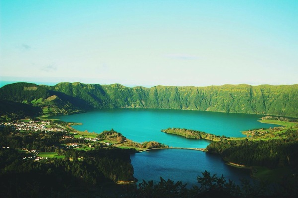 Azores v. Corsica