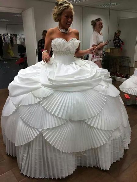 Shit. My wedding dress is like Danielle Lloyd's and its getting slated online