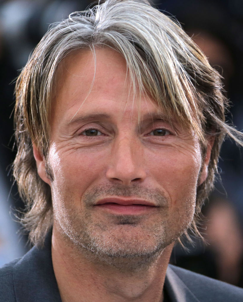 Can we have a thread of phwoar?!