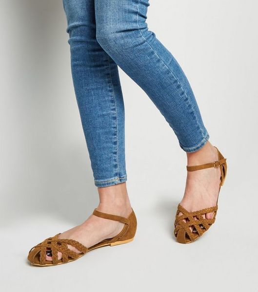 Where in God's name would I source a closed-toe summer sandal from?
