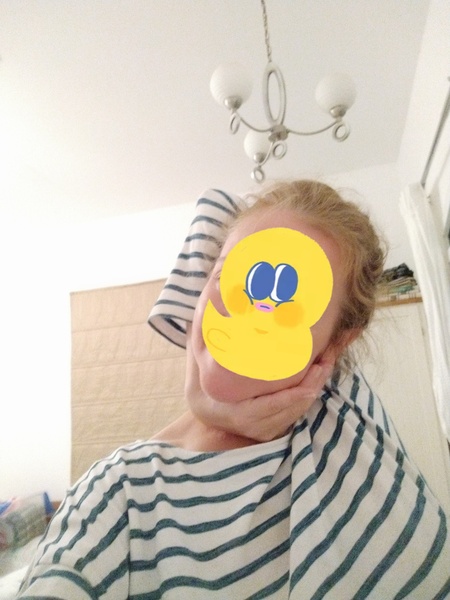 Can you put one arm over your shoulder