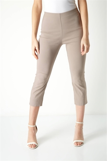 Most flattering Capri trousers ......thought I would share