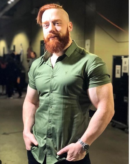 Can we have a thread of phwoar?!