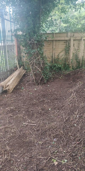 Putting paving slabs on dirt