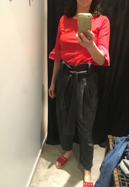 Les Parisiennes des Mamansnet: See life in pink, but do not wear it!