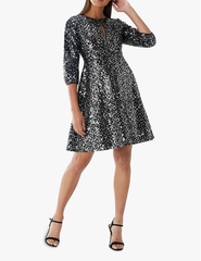Sequin, sparkly dress/outfit ideas...please help