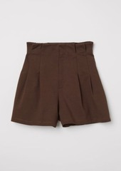 Les Parisiennes des Mamansnet: See life in pink, but do not wear it!