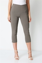 Most flattering Capri trousers ......thought I would share