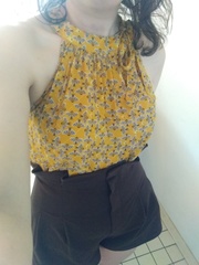 Les Parisiennes des Mamansnet: See life in pink, but do not wear it!