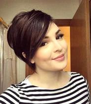 Choosing a new hair style