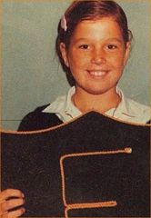 Queen Max's hair colour?