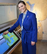 Royal style & gossip: hairbands and birth plans