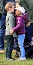 Royal style & gossip: hairbands and birth plans