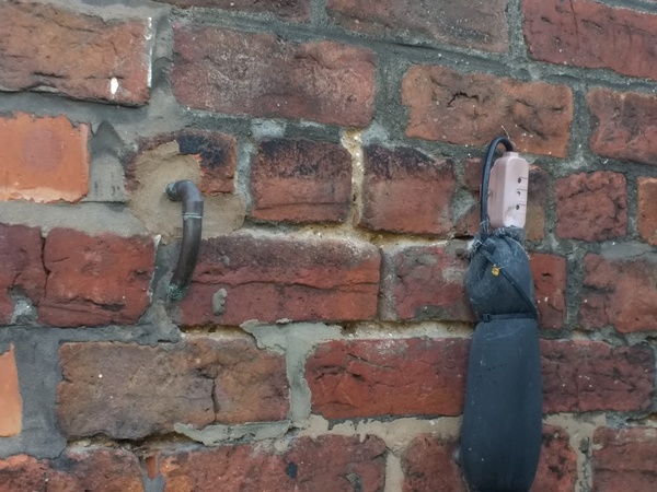 Rising damp in solid wall. Anyone successfully sorted?