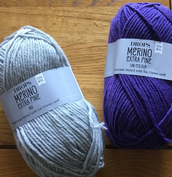 Woolly Hugs. We need your help. We are making a blanket for the family of the wonderful Oldsilver.