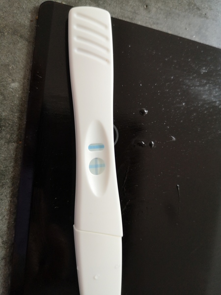 Fuck fuck fuck I thought my IUD had shifted but I'm fucking pregnant and it might be ectopic
