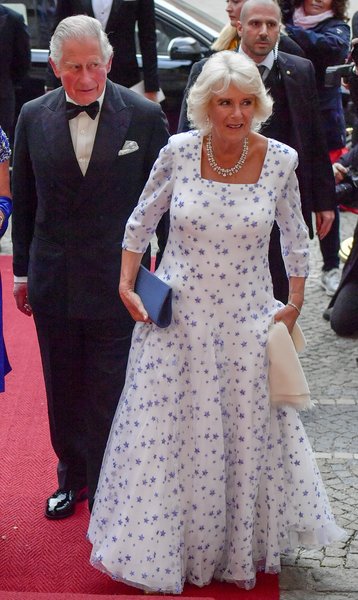 Royal style & gossip: the baby's here, now back to the frocks!
