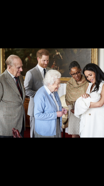 Royal style & gossip: the baby's here, now back to the frocks!