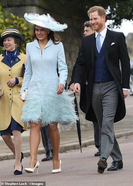 Royal style & gossip: summer is coming, tiaras better be too!