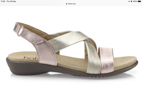 Comfortable sandals that are also pretty... do they exist?!