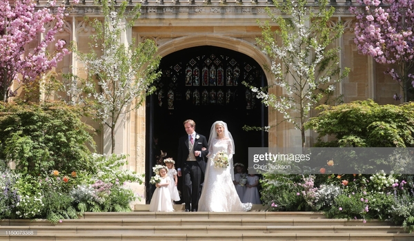 Royal style & gossip: summer is coming, tiaras better be too!