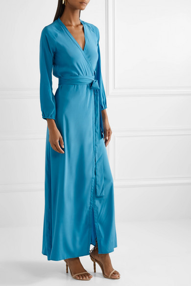 Les Parisiennes des Mamansnet: See life in pink, but do not wear it!