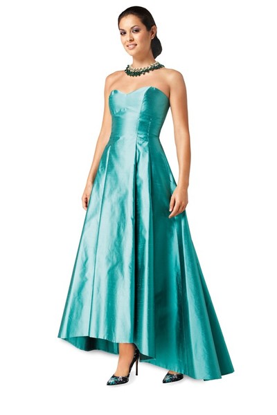 Is it U to wear this as a wedding guest?
